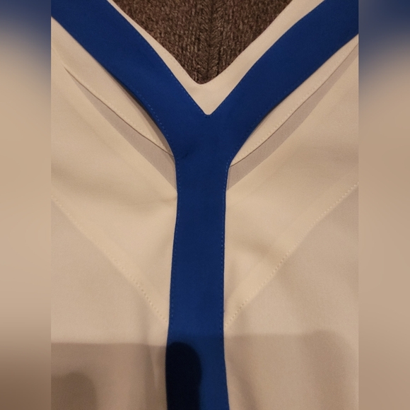 MBLM sleeveless blouse in plus size 2 - Picture 3 of 5